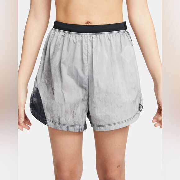 NikeTrail Repel Shorts Running Mid-Rise 3" Lined Gray - Picture 1 of 15